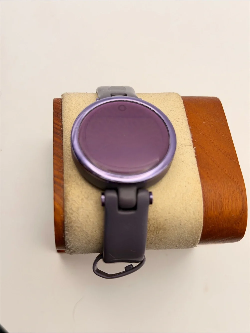 Garmin Lily, Rare Color, Purple, Charger Included, Tested, Very Good, women Smar